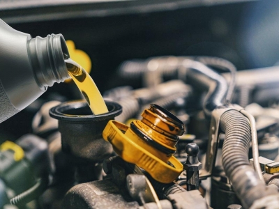 6 dấu hiệu cho thấy ô tô cần phải thay mới dầu nhớt động cơ