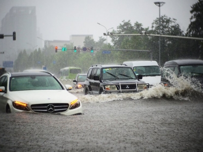 Cách xử lý khi xe ngập nước tránh bị thuỷ kích