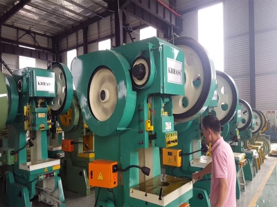 Dầu công nghiệp sử dụng cho các loại máy móc nào Dầu công nghiệp sử dụng cho các loại máy móc nào