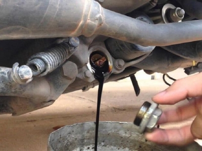 Làm cách nào phân biệt với dầu nhớt giả và chính hãng?