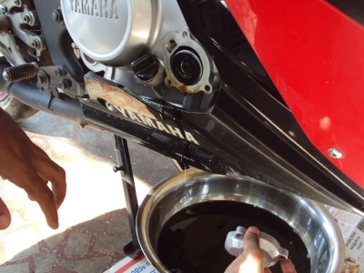 Lưu ý khi thay dầu nhớt xe máy dịp trước kỳ nghỉ dài