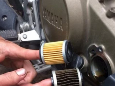 Xe chạy bao lâu thì thay lọc nhớt?